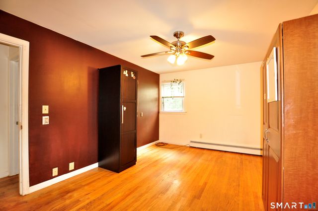 21 Emma Street, West Haven, CT 06516