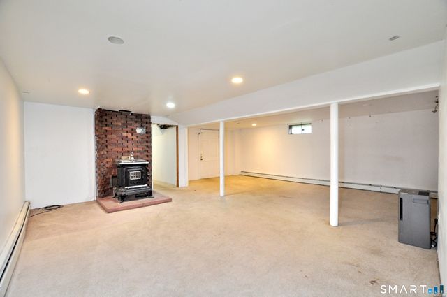 21 Emma Street, West Haven, CT 06516