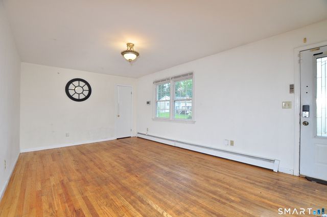 21 Emma Street, West Haven, CT 06516