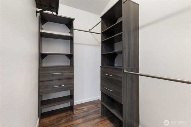 260 E Lansky Dr, Shelton, WA 98584