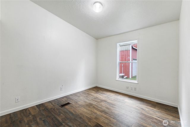 260 E Lansky Dr, Shelton, WA 98584