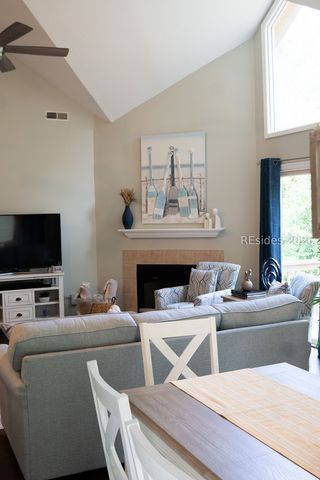 76 Shell Ring Rd, Hilton Head Island, SC 29928