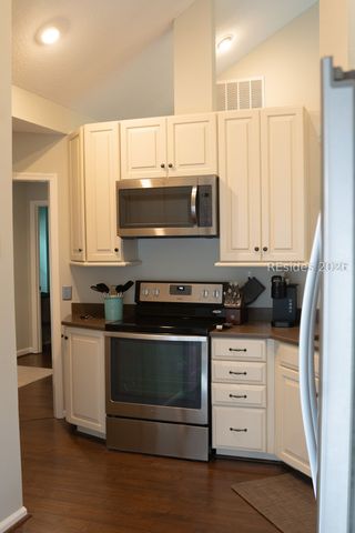 76 Shell Ring Rd, Hilton Head Island, SC 29928