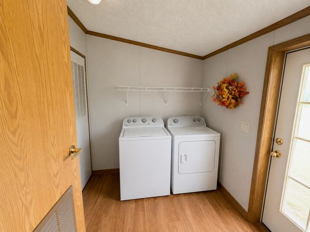 656 ROBERTSON RD, Mason, TN 38049