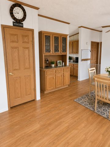 656 ROBERTSON RD, Mason, TN 38049