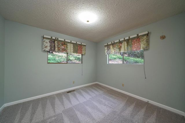 3120 Braden Rd, Camino, CA 95709
