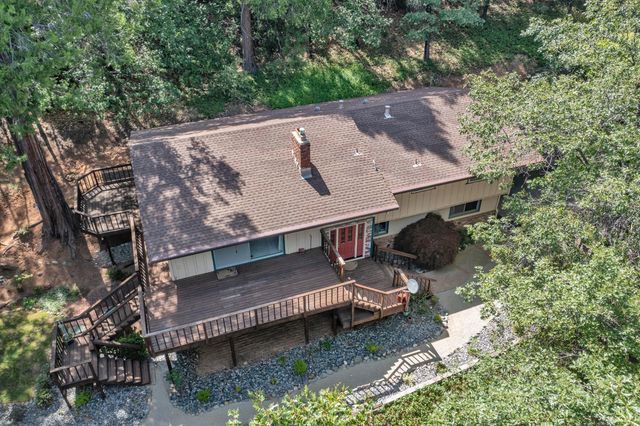 3120 Braden Rd, Camino, CA 95709