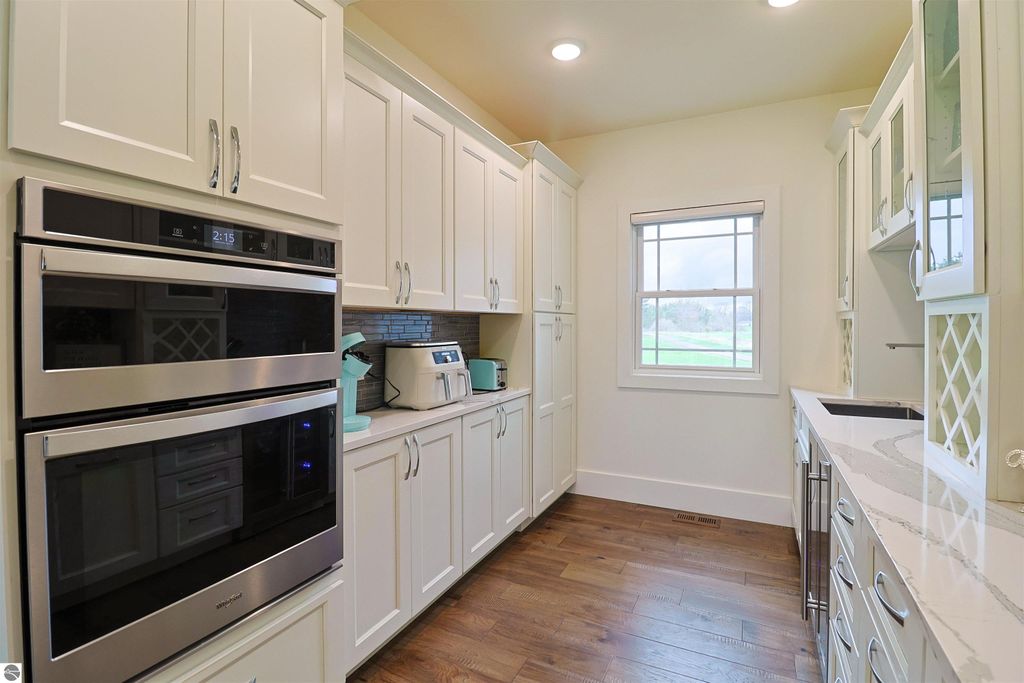 Image 12 of property listing at 3245 Paddock Lane, Mt Pleasant, MI 48858