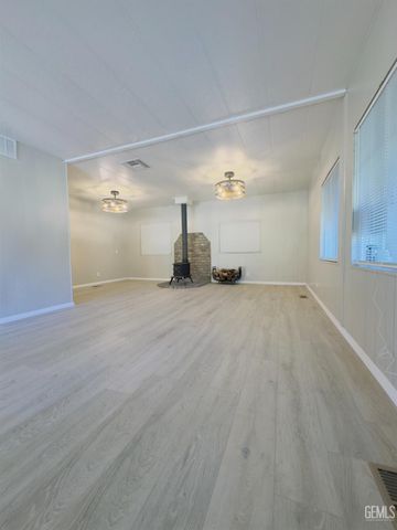 18266 Caliente Creek Road, Caliente, CA 93518