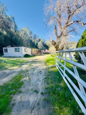 18266 Caliente Creek Road, Caliente, CA 93518