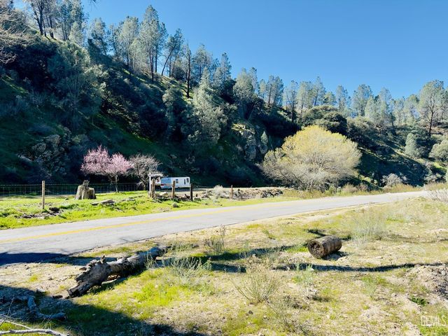 18266 Caliente Creek Road, Caliente, CA 93518