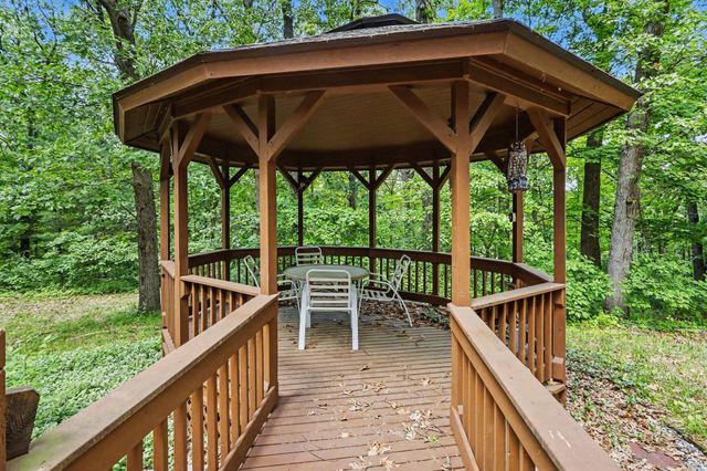 10642 Keller Road, Delton, MI 49046