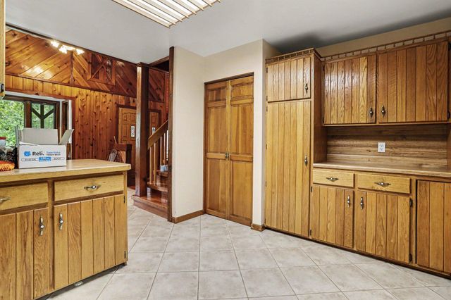 10642 Keller Road, Delton, MI 49046
