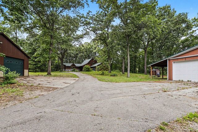 10642 Keller Road, Delton, MI 49046
