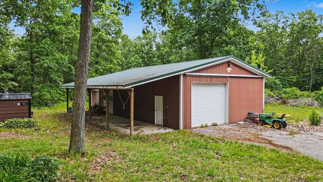 10642 Keller Road, Delton, MI 49046