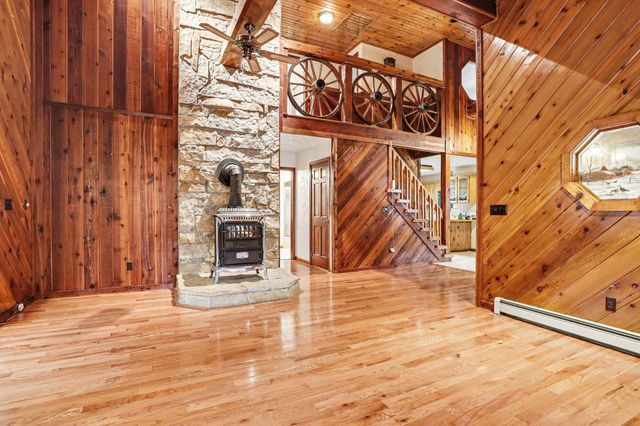 10642 Keller Road, Delton, MI 49046