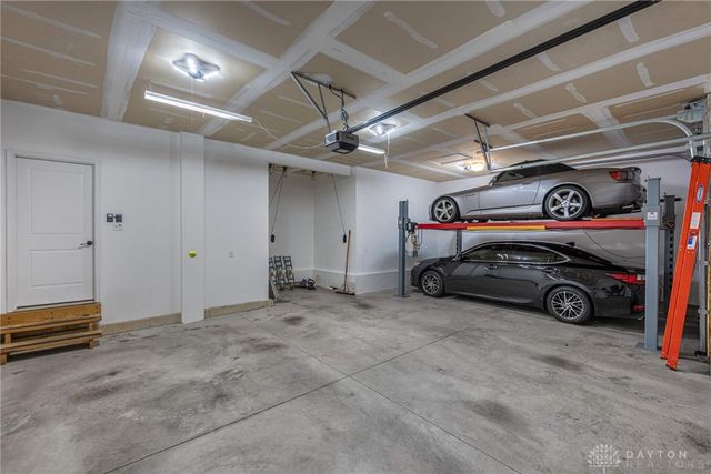 9734 Crooked Creek Drive, Clearcreek Twp, OH 45458