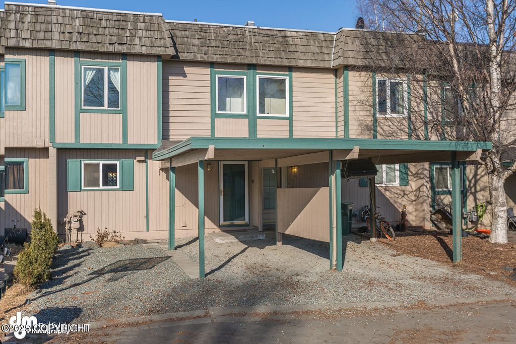 461 Atlantis Avenue, Anchorage, AK 99518