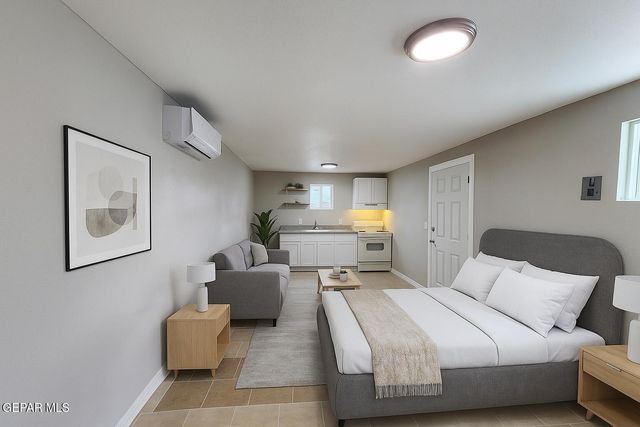 116 N Clark Drive B, El Paso, TX 79905