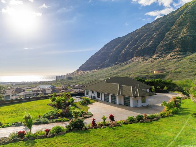 84-1060 Maunaolu Street, Waianae, HI 96792