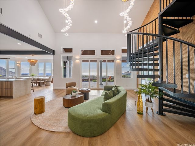 84-1060 Maunaolu Street, Waianae, HI 96792