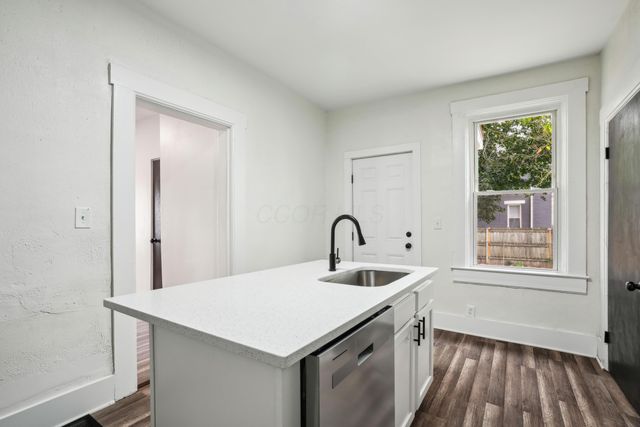 1532 Parsons Avenue, Columbus, OH 43207