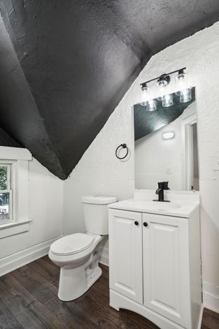 1532 Parsons Avenue, Columbus, OH 43207