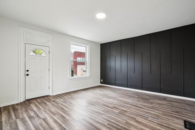 1532 Parsons Avenue, Columbus, OH 43207