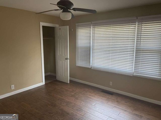2836 Thompson Circle, Decatur, GA 30034
