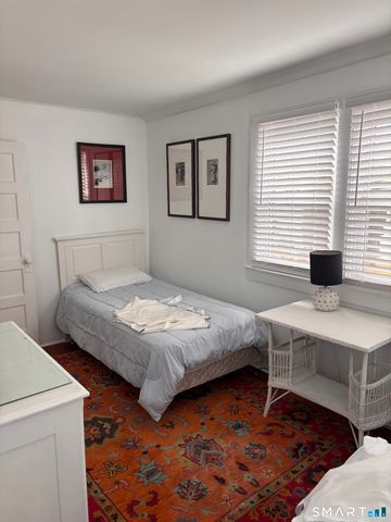 11 Uncas Road, East Lyme, CT 06357