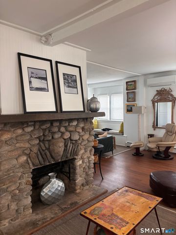 11 Uncas Road, East Lyme, CT 06357