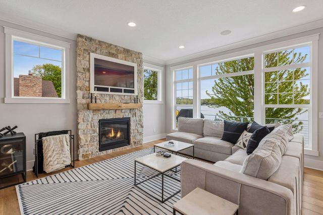 1748 Shorewood Lane, Mound, MN 55364