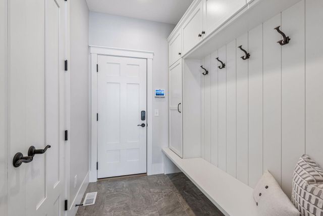 1748 Shorewood Lane, Mound, MN 55364