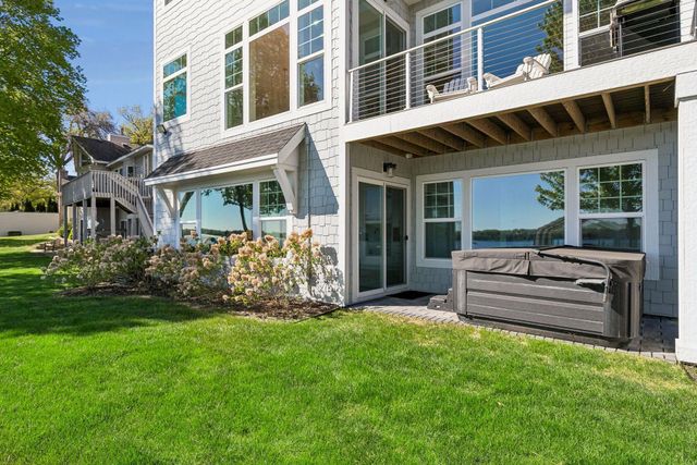 1748 Shorewood Lane, Mound, MN 55364