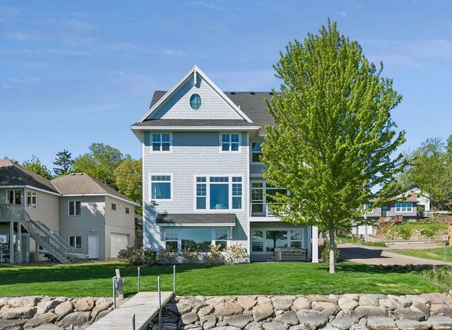 1748 Shorewood Lane, Mound, MN 55364