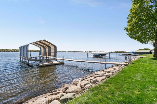 1748 Shorewood Lane, Mound, MN 55364