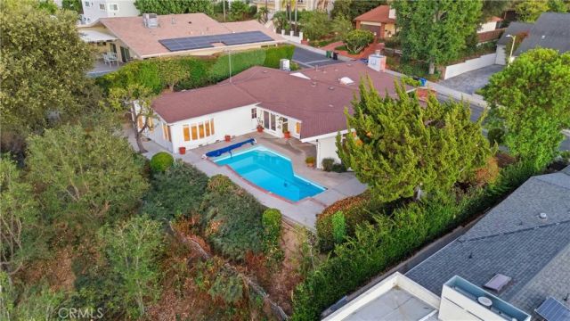 11345 Dona Lola Drive, Studio City, CA 91604