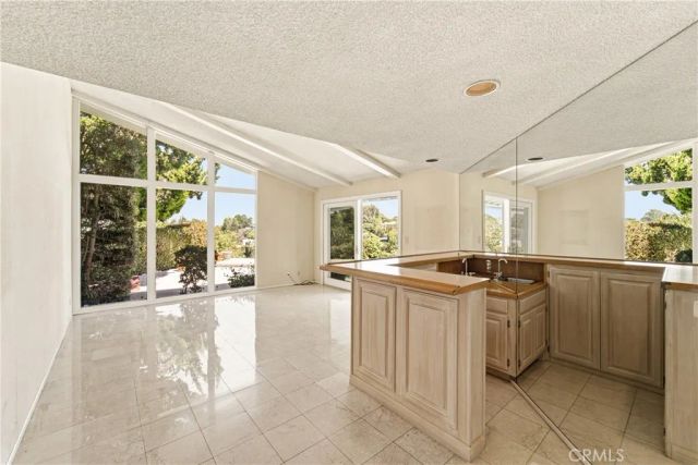 11345 Dona Lola Drive, Studio City, CA 91604