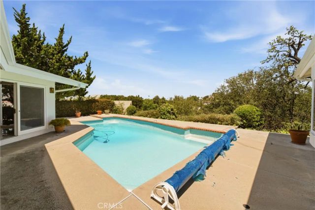 11345 Dona Lola Drive, Studio City, CA 91604