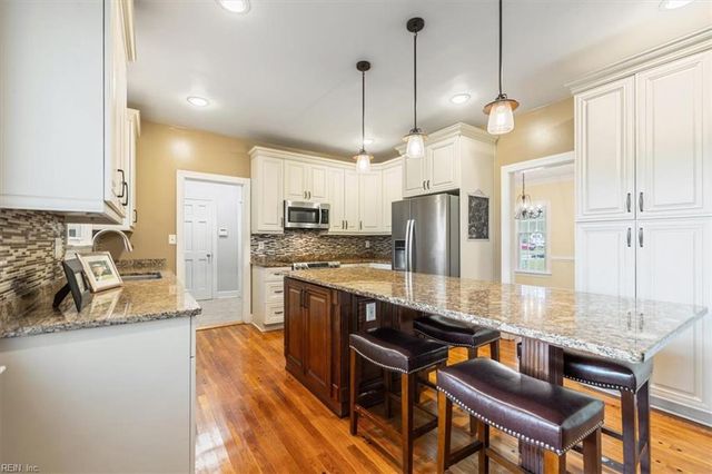 3240 Morningside DR, Chesapeake, VA 23321