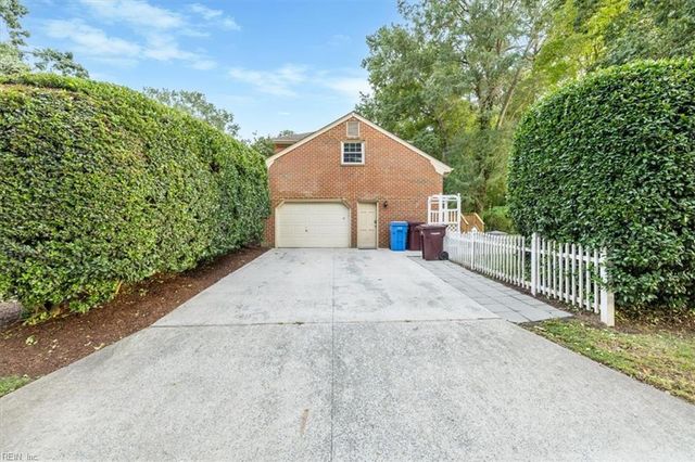 3240 Morningside DR, Chesapeake, VA 23321
