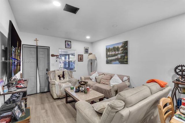 3055 NW 23rd Ave 0, Miami, FL 33142