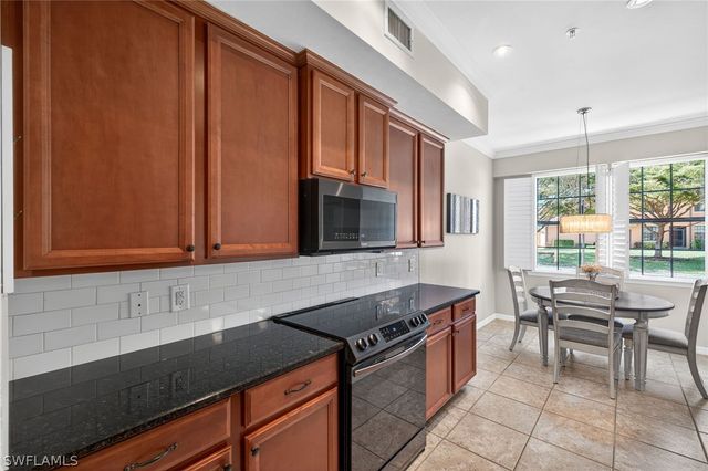 3782 Pino Vista WAY 1, Estero, FL 33928