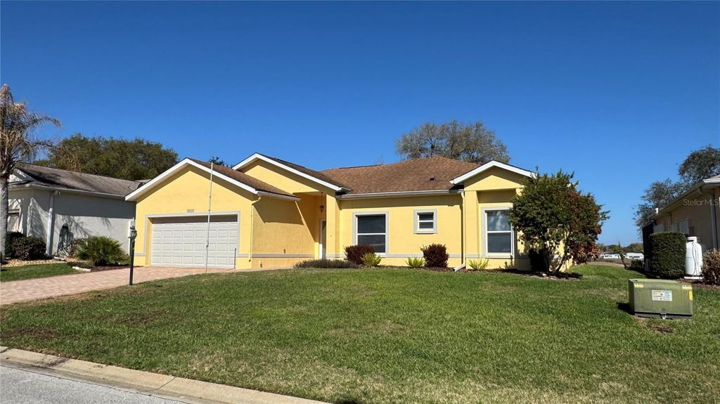 Image 2 of property listing at 5024 LONG MEADOW DRIVE, Leesburg, FL 34748