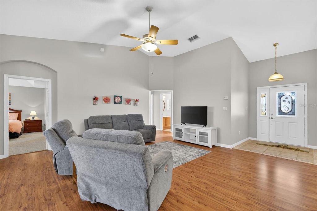 Image 36 of property listing at 5024 LONG MEADOW DRIVE, Leesburg, FL 34748