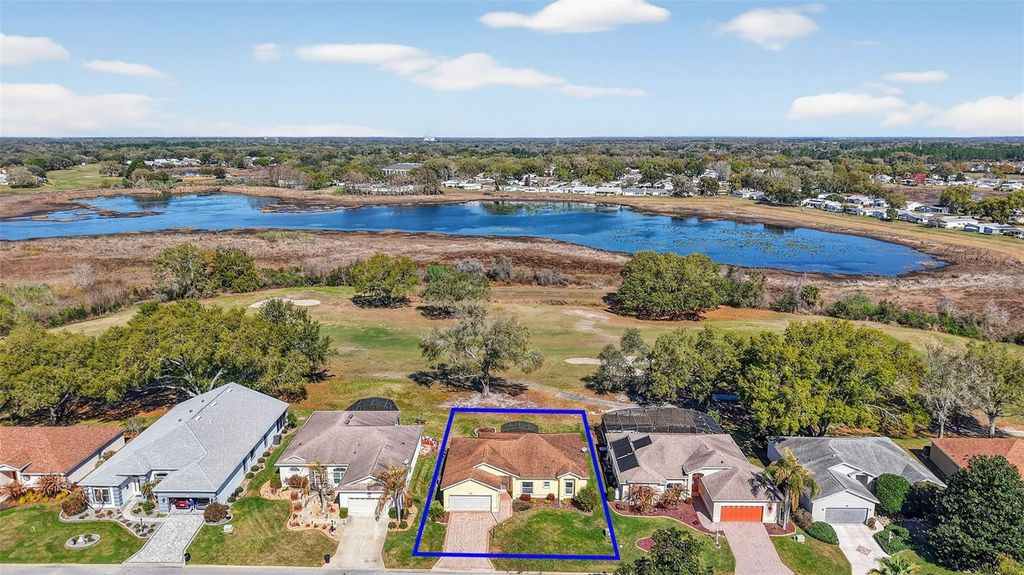 Image 9 of property listing at 5024 LONG MEADOW DRIVE, Leesburg, FL 34748