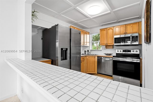 8900 Washington Blvd 205, Pembroke Pines, FL 33025