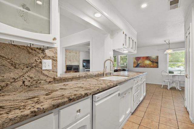 9713 Thornton Rd, Stockton, CA 95209