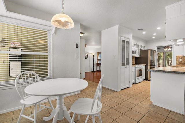 9713 Thornton Rd, Stockton, CA 95209