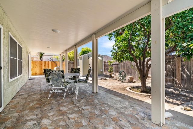 9713 Thornton Rd, Stockton, CA 95209